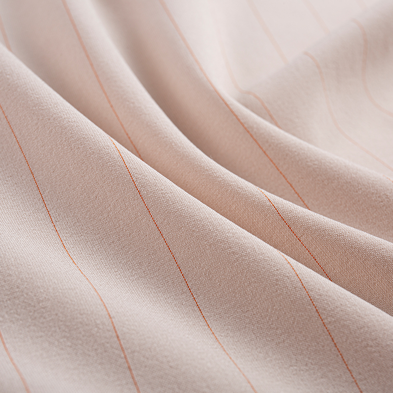 Tessuto a righe verticali in rayon lurex